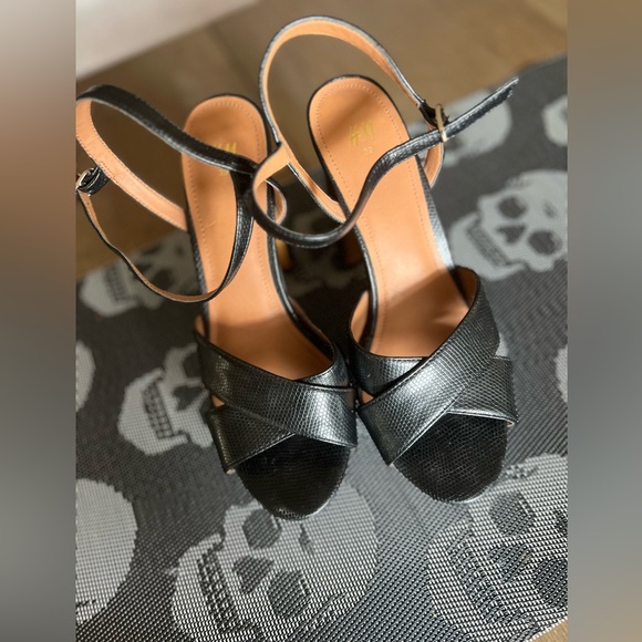 Black Snakeskin Heels - Picture 2 of 5